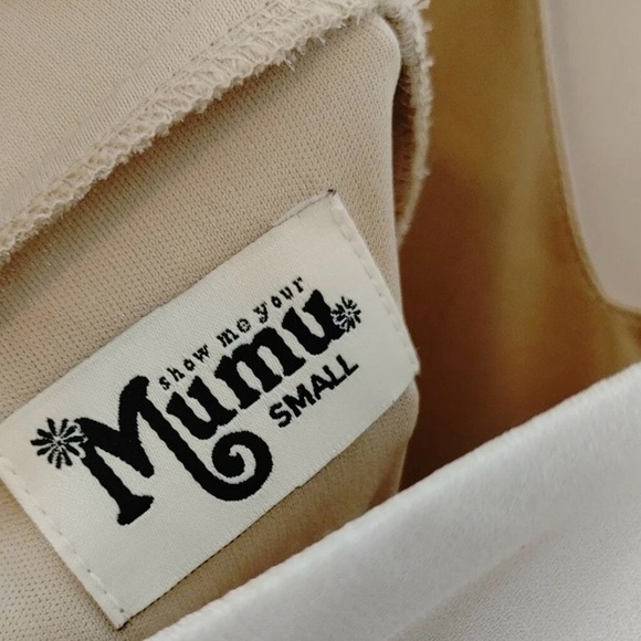 Show Me Your Mumu Jenn Maxi Dress in a neutral beige colored size small - Picture 3 of 4